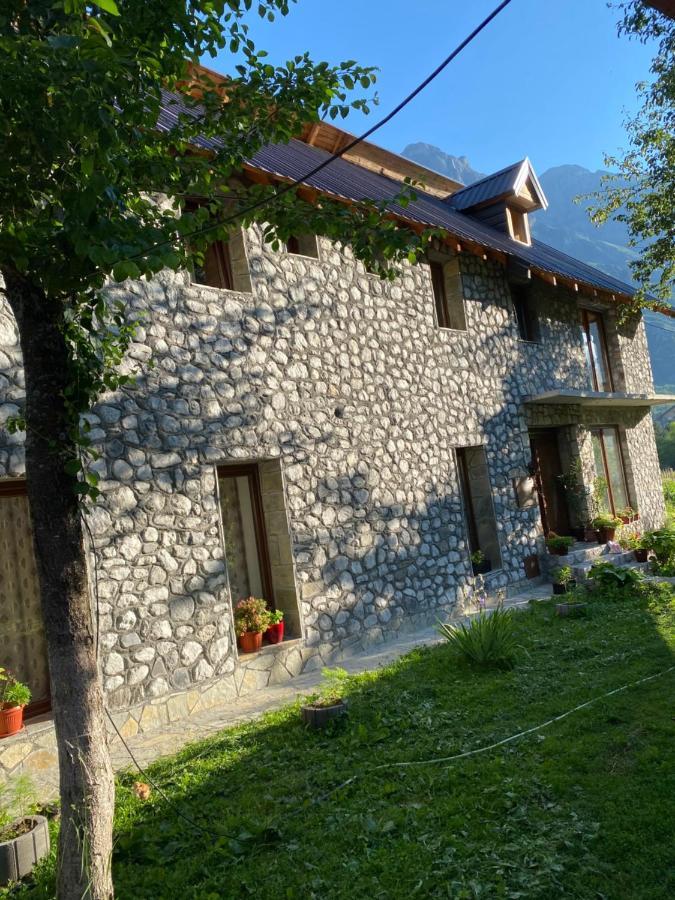 Guesthouse Demushi Valbone Ngoại thất bức ảnh