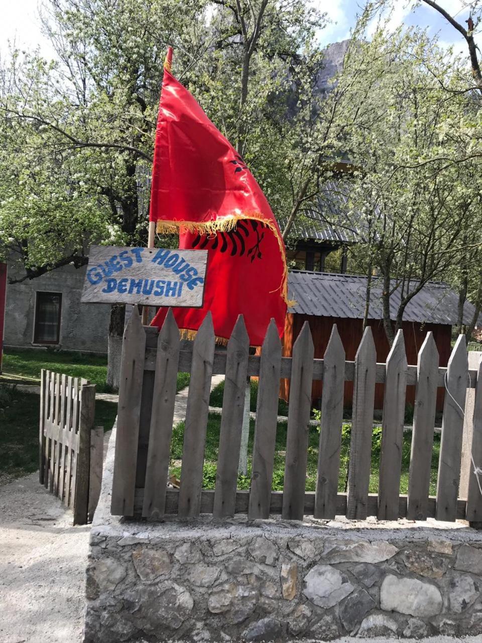 Guesthouse Demushi Valbone Ngoại thất bức ảnh